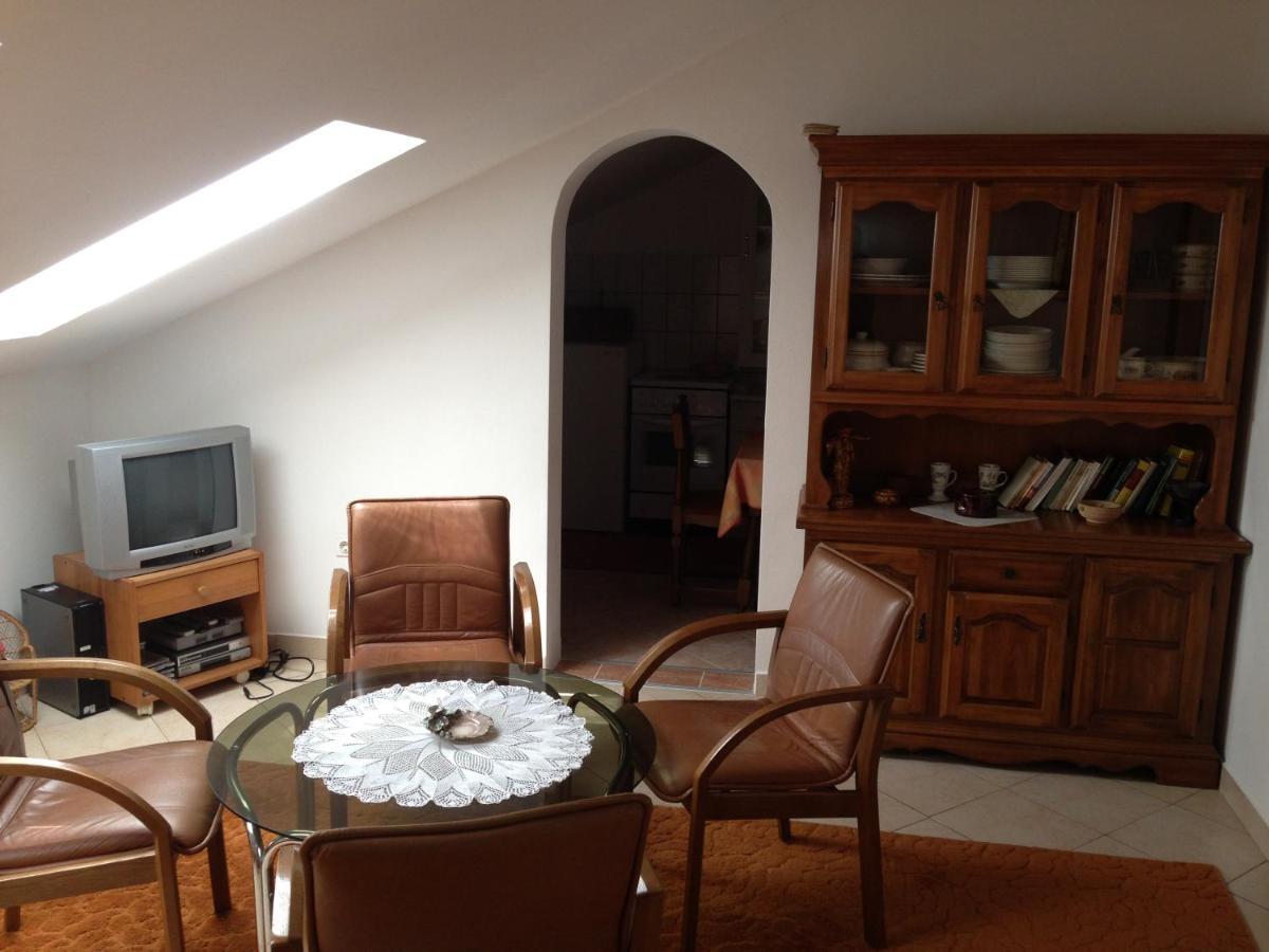 Apartment D&D Malinska Bagian luar foto