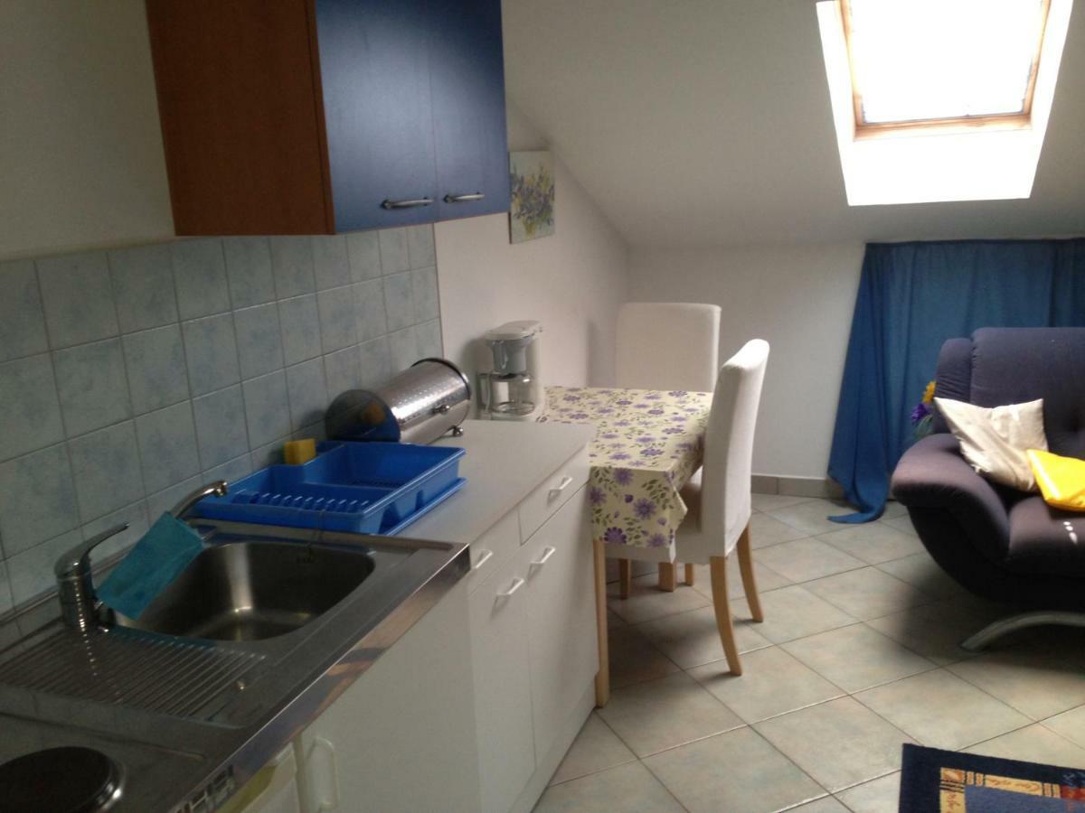 Apartment D&D Malinska Bagian luar foto